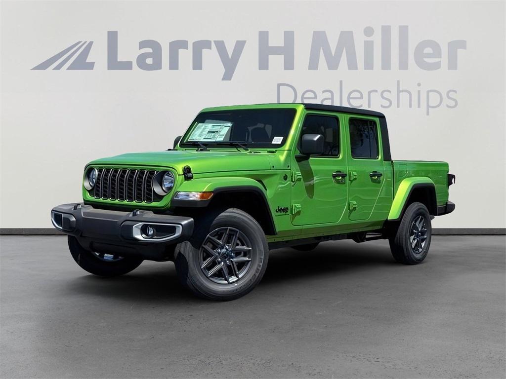 new 2025 Jeep Gladiator car, priced at $44,445