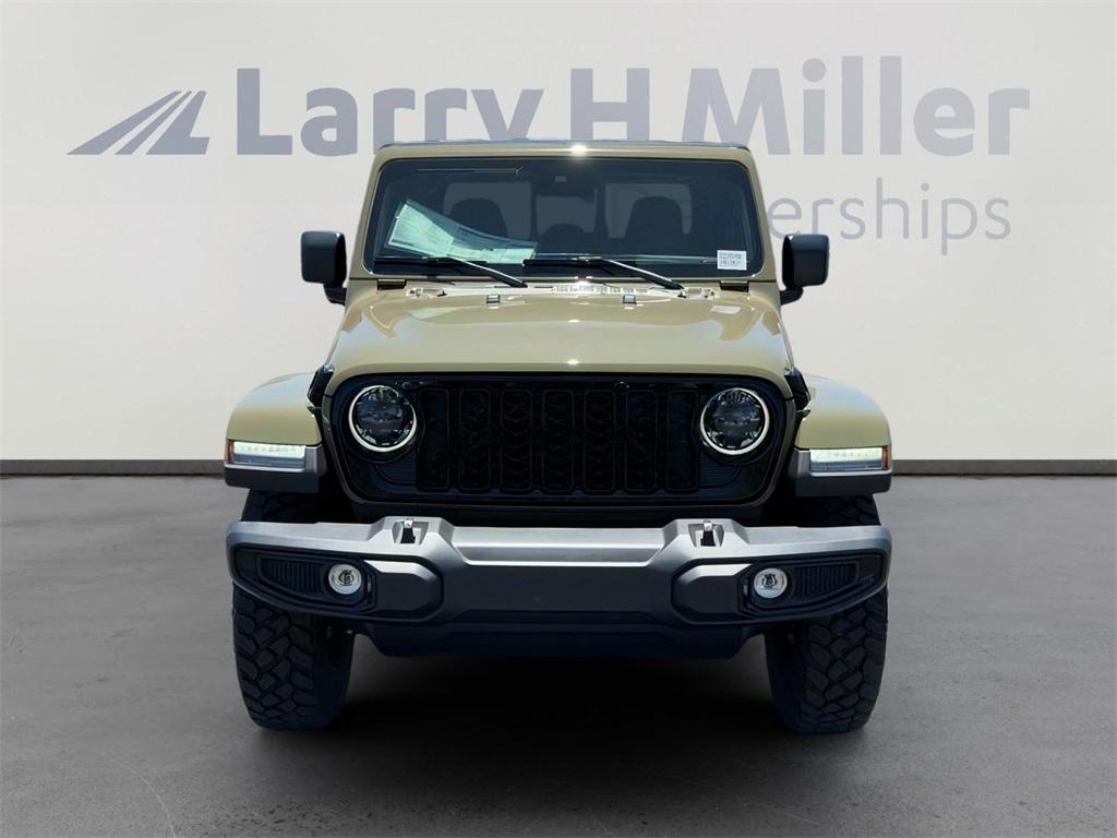 new 2025 Jeep Gladiator car, priced at $45,524