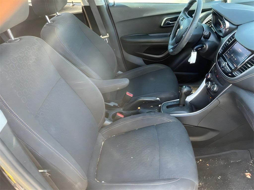 used 2022 Chevrolet Trax car, priced at $18,500
