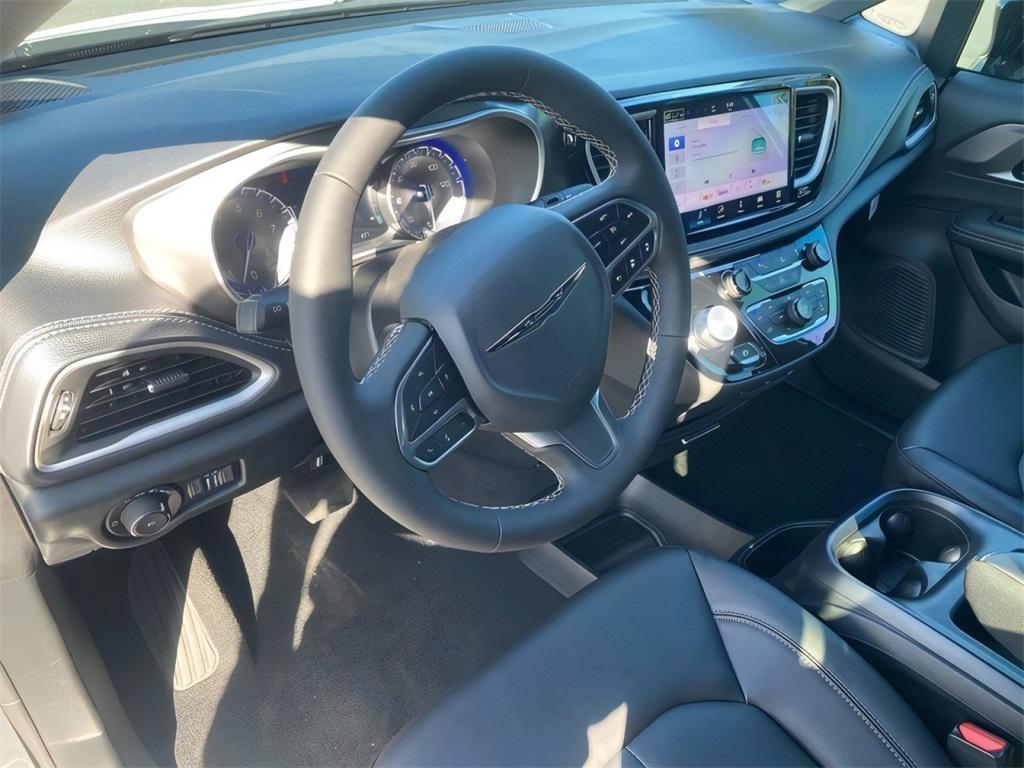 new 2026 Chrysler Pacifica car, priced at $44,565