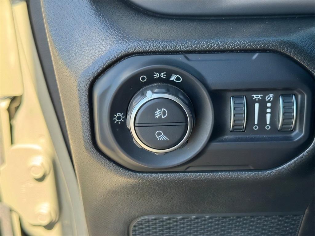 used 2022 Jeep Gladiator car, priced at $35,000