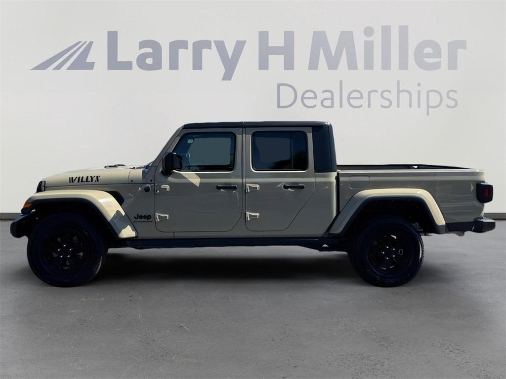 used 2022 Jeep Gladiator car, priced at $35,000
