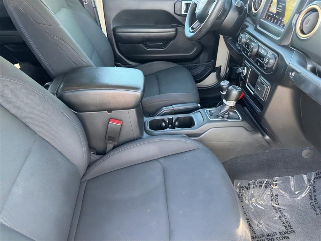 used 2022 Jeep Gladiator car, priced at $35,000