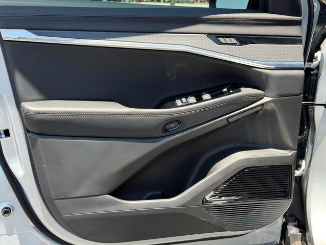 new 2025 Jeep Wagoneer S car, priced at $50,887
