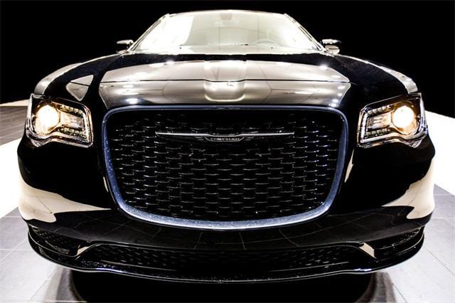 new 2023 Chrysler 300 car, priced at $33,112