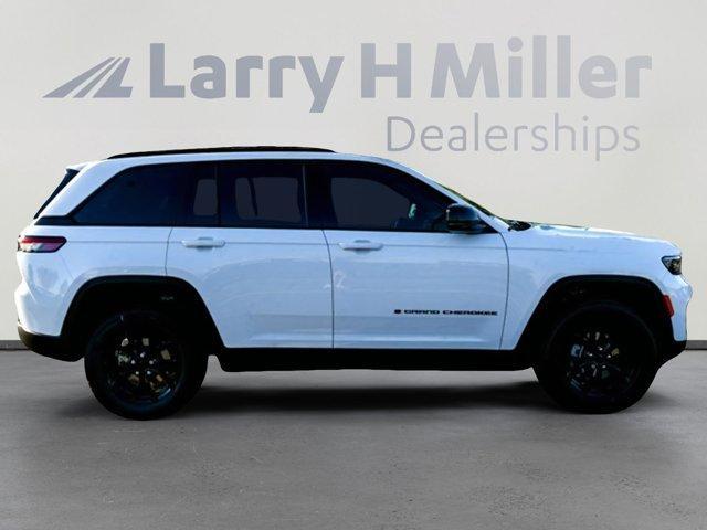 new 2025 Jeep Grand Cherokee car, priced at $42,782