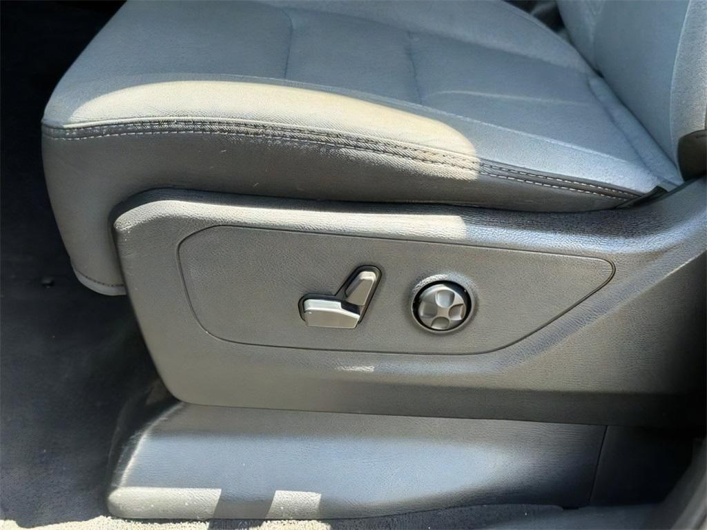 used 2019 Ram 1500 car, priced at $33,500