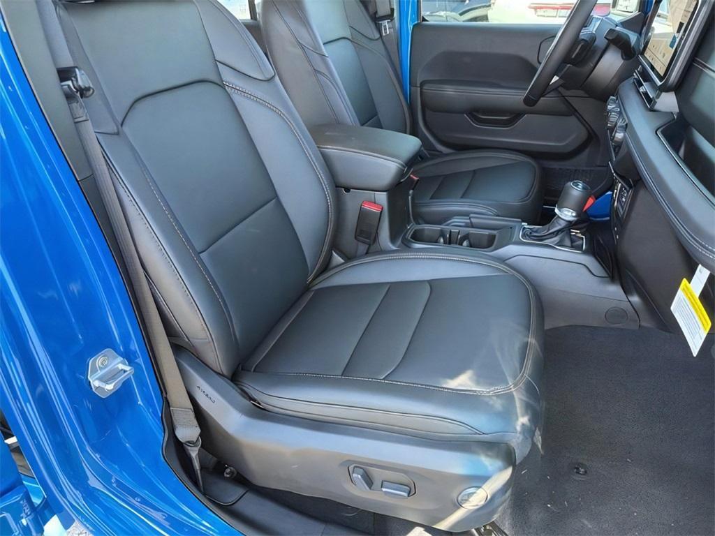 new 2025 Jeep Wrangler car, priced at $58,902