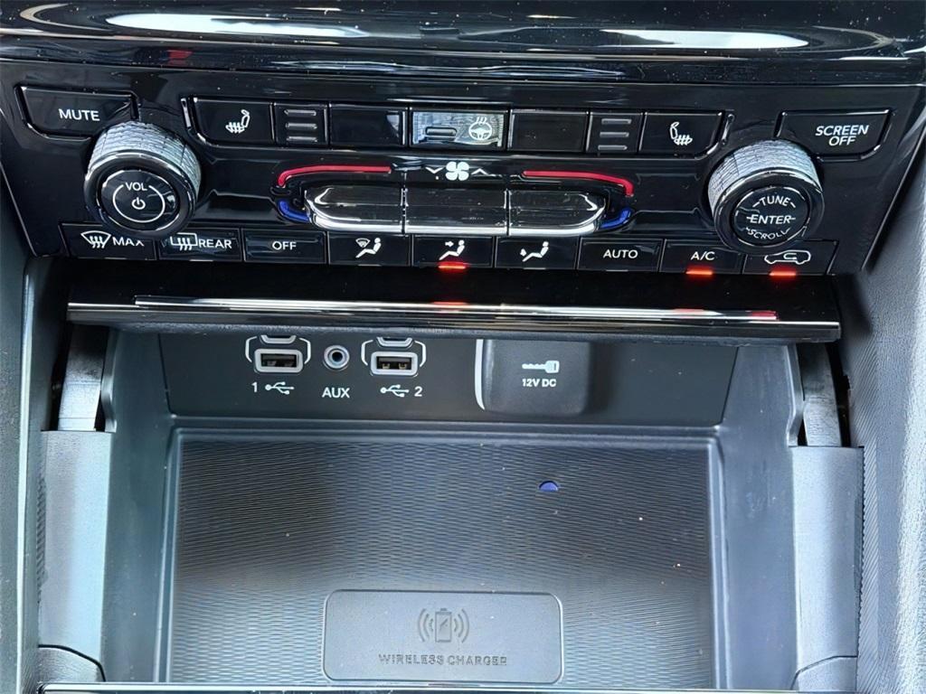 new 2025 Jeep Grand Cherokee car, priced at $39,122