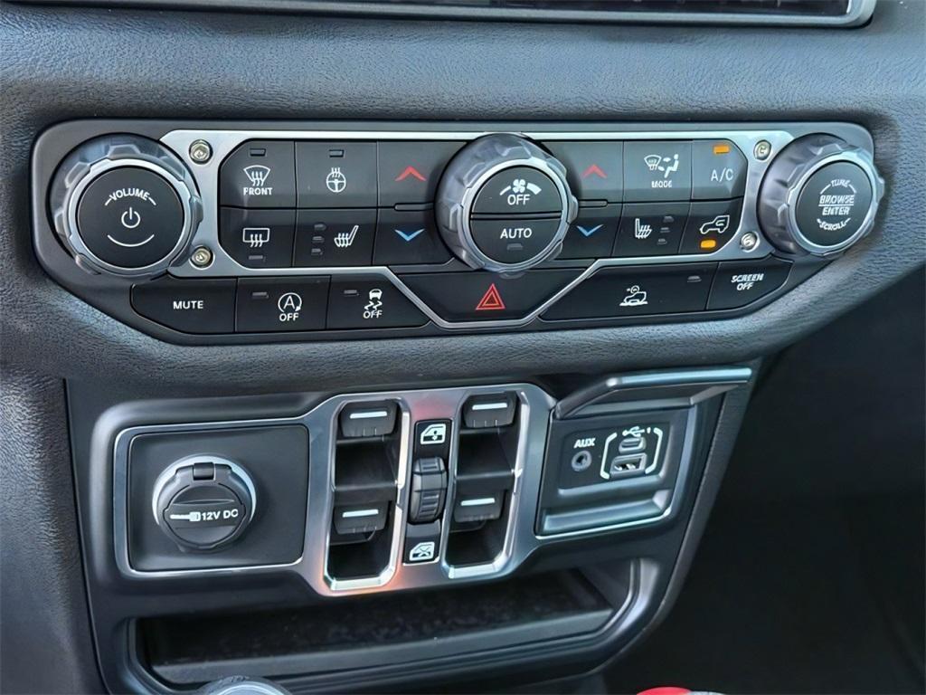 new 2025 Jeep Gladiator car, priced at $45,167