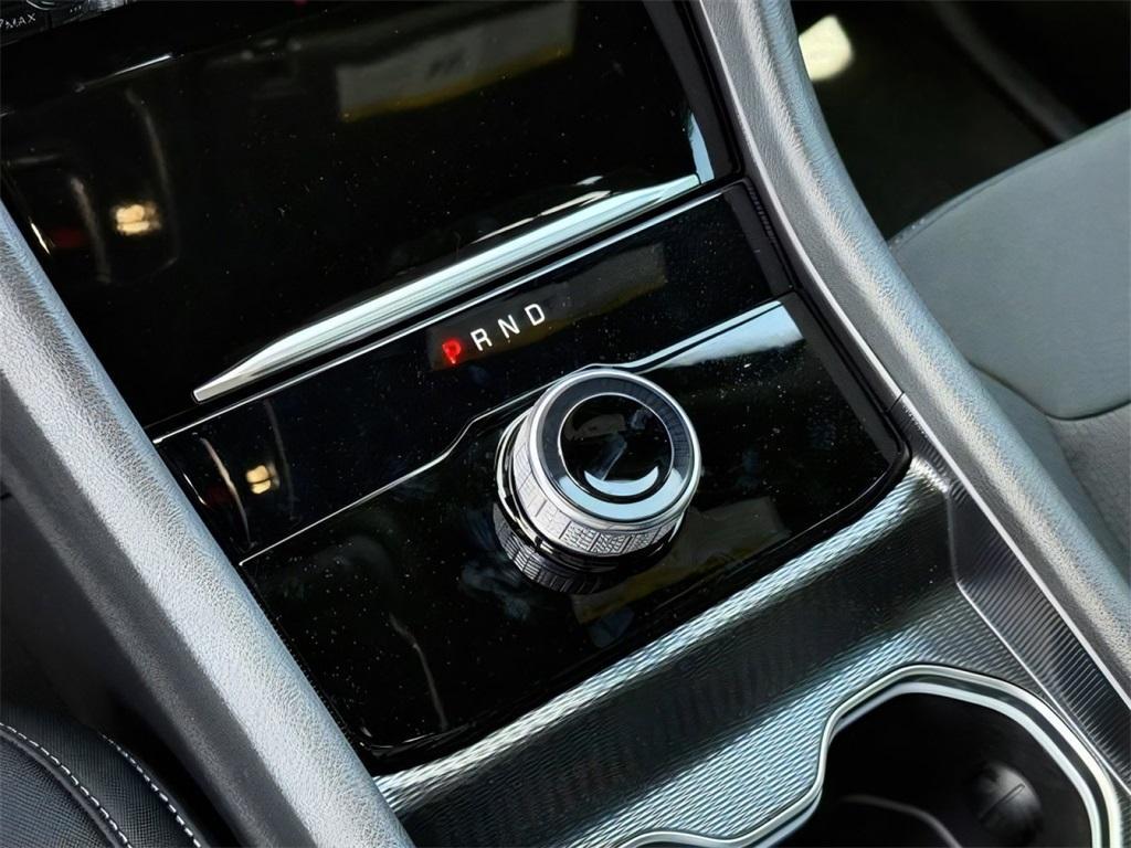 new 2025 Jeep Grand Cherokee car, priced at $36,400
