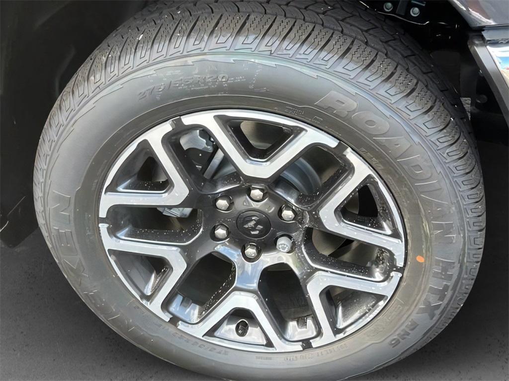 new 2025 Ram 1500 car, priced at $58,687