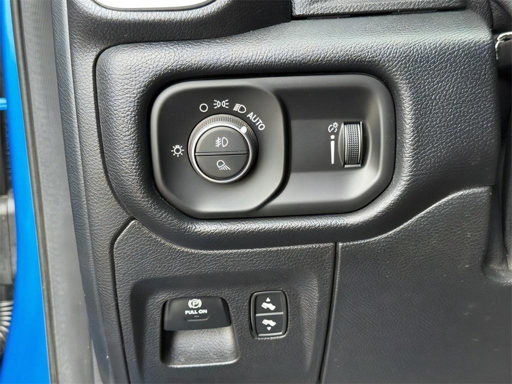 used 2021 Ram 1500 car, priced at $28,000