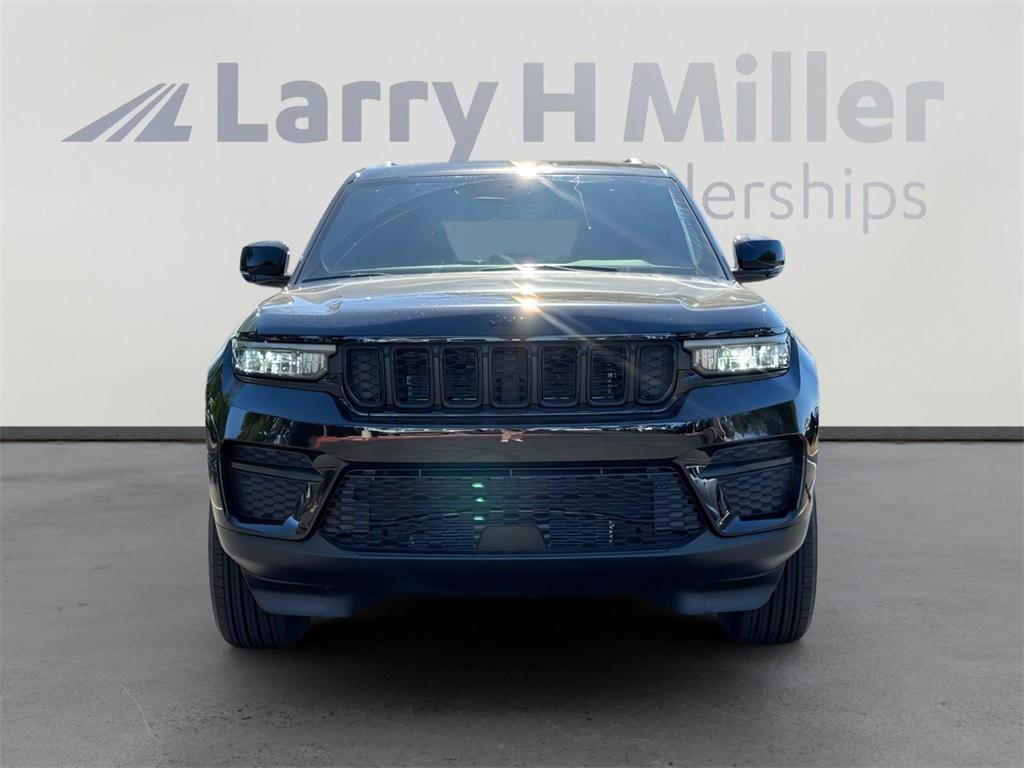 new 2025 Jeep Grand Cherokee car, priced at $36,822