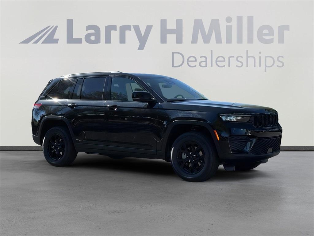new 2025 Jeep Grand Cherokee car, priced at $36,822