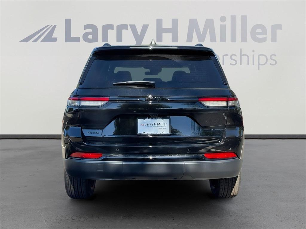 new 2025 Jeep Grand Cherokee car, priced at $36,822