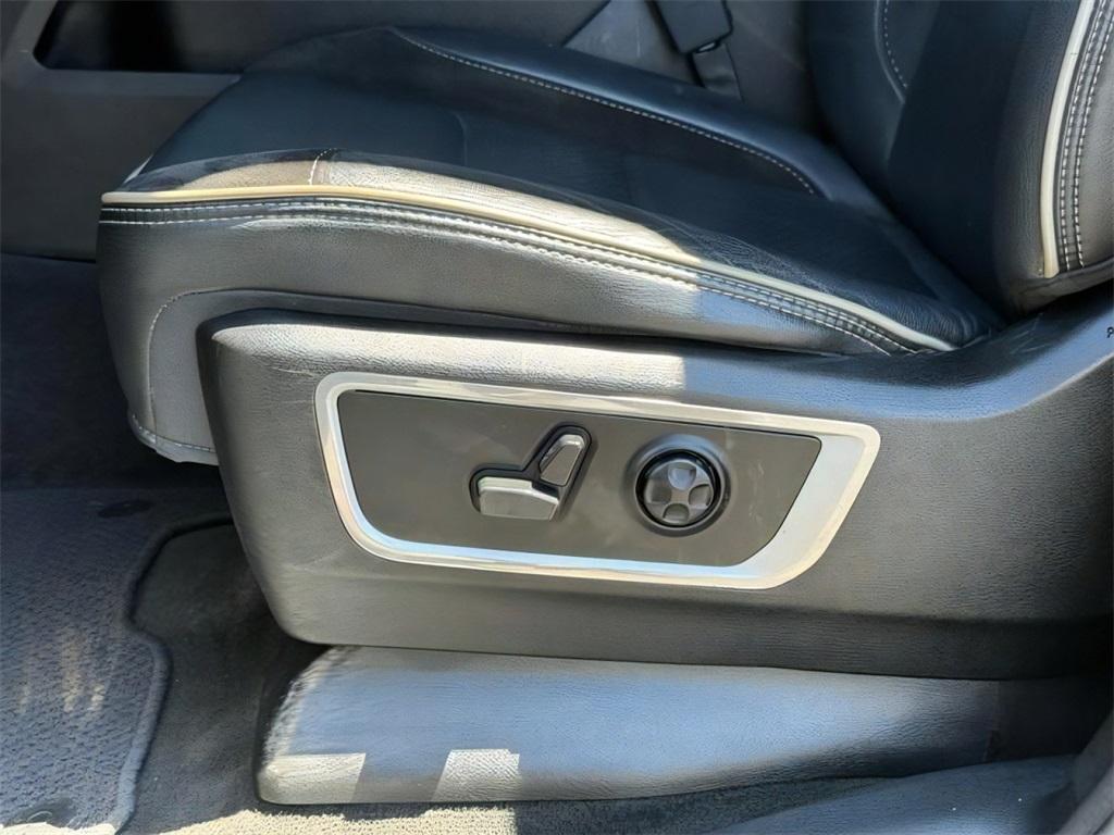 used 2021 Ram 1500 car, priced at $30,000