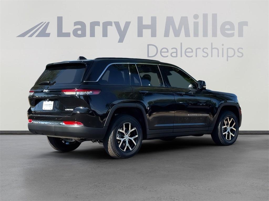 new 2025 Jeep Grand Cherokee car, priced at $45,087
