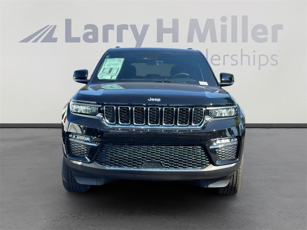 new 2025 Jeep Grand Cherokee car, priced at $45,087