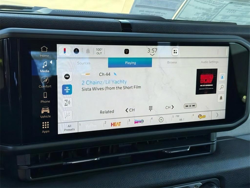 new 2025 Jeep Gladiator car, priced at $37,639