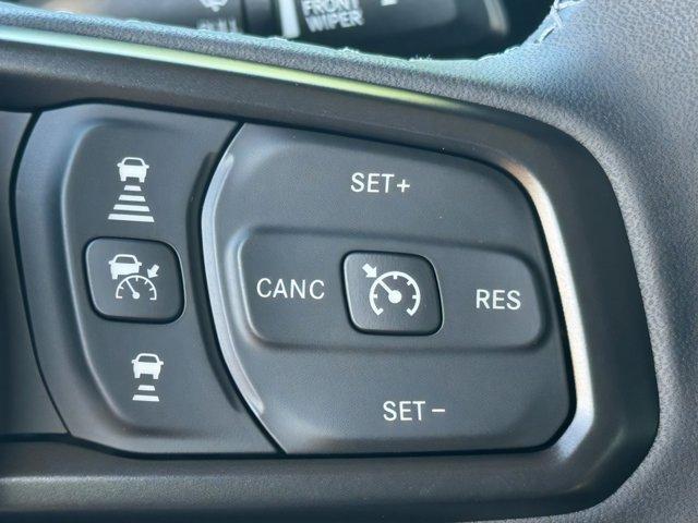 new 2025 Jeep Gladiator car, priced at $44,782