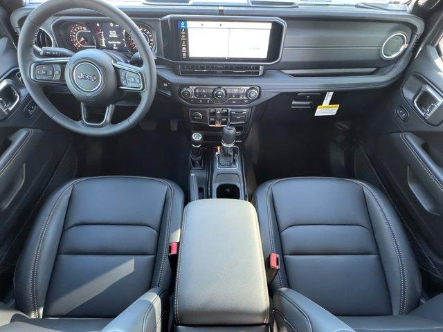 new 2025 Jeep Gladiator car, priced at $44,782