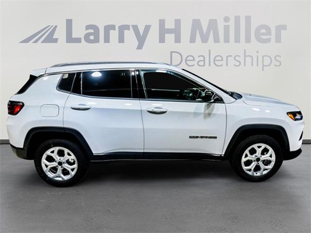 new 2025 Jeep Compass car, priced at $26,112