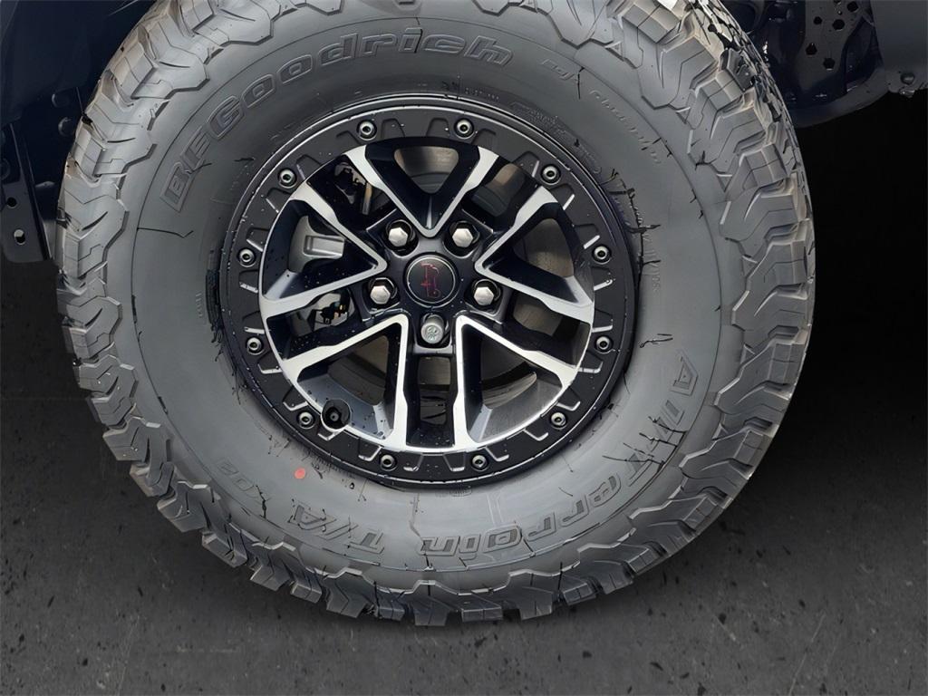 new 2025 Jeep Wrangler car, priced at $68,602