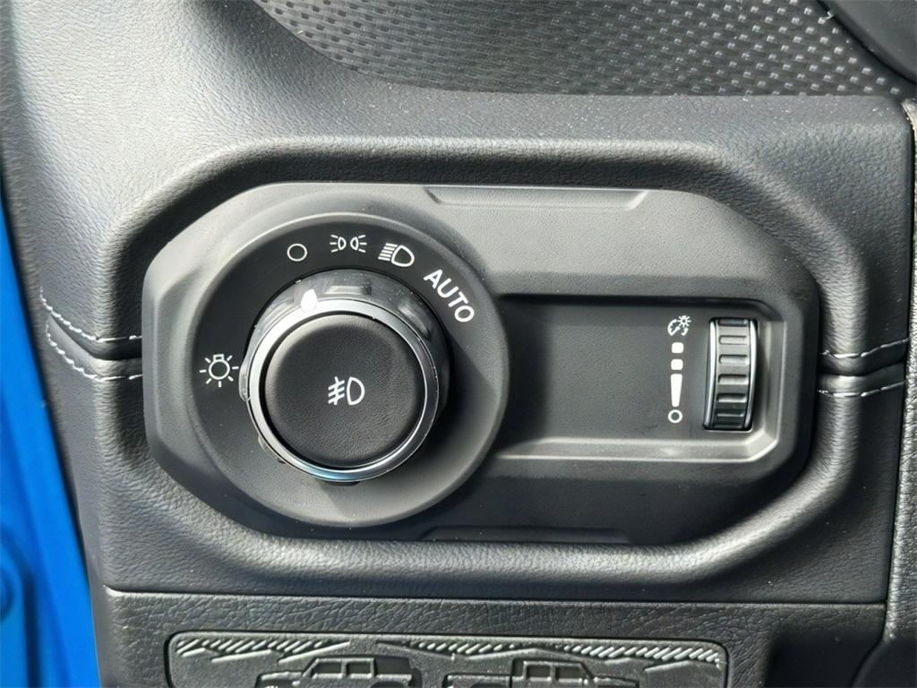 new 2025 Jeep Wrangler car, priced at $68,602
