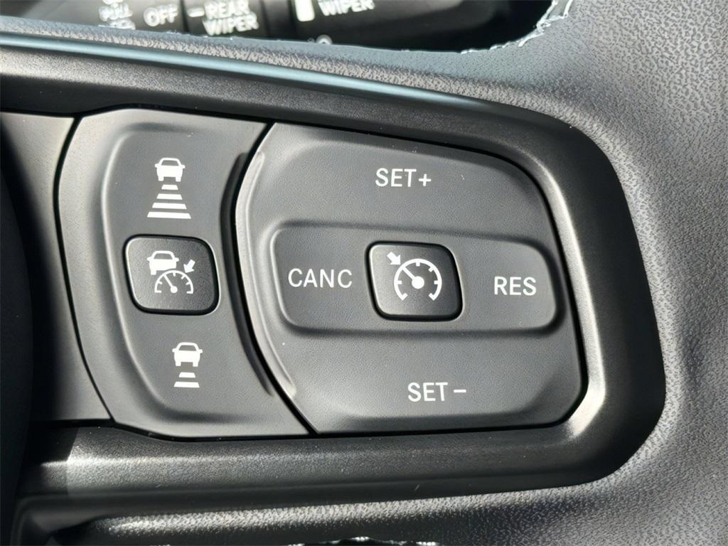 new 2025 Jeep Wrangler car, priced at $68,602