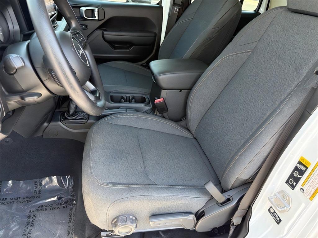 used 2025 Jeep Gladiator car, priced at $43,500