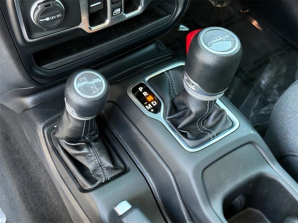 used 2025 Jeep Gladiator car, priced at $43,500