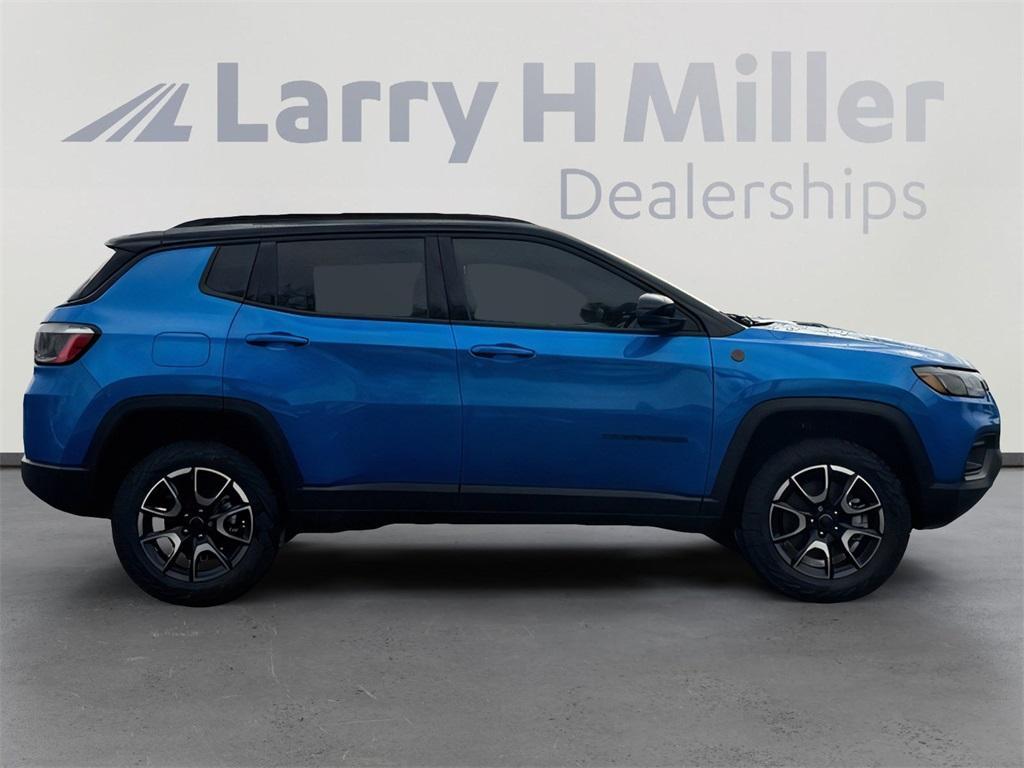 new 2026 Jeep Compass car, priced at $34,390