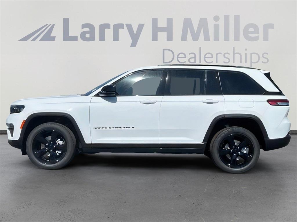 new 2025 Jeep Grand Cherokee car, priced at $45,853