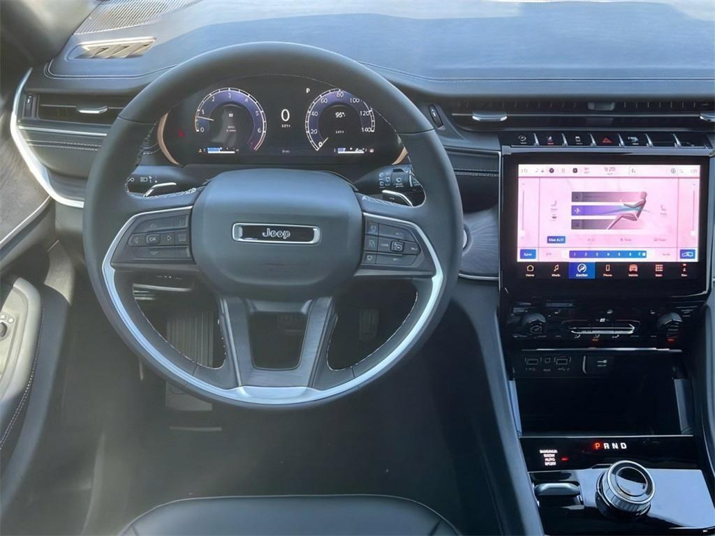 new 2025 Jeep Grand Cherokee car, priced at $45,853
