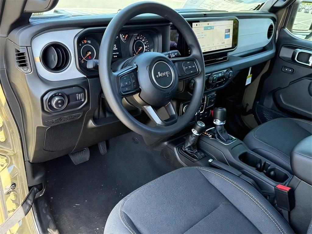 new 2025 Jeep Gladiator car, priced at $42,074