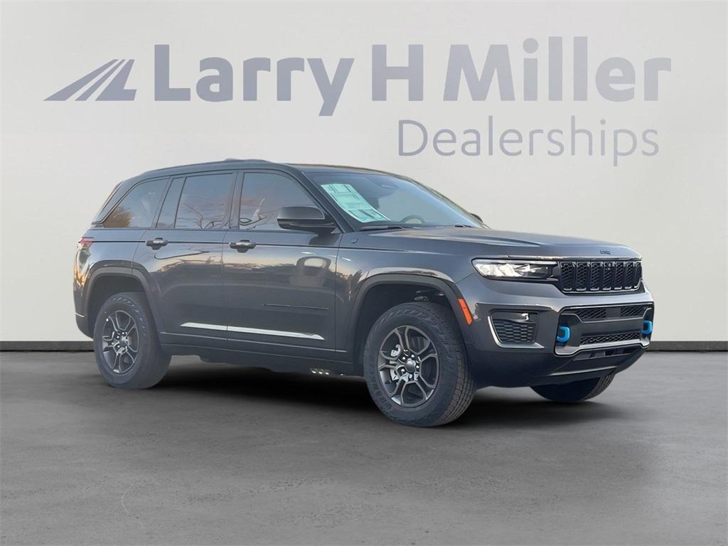 new 2025 Jeep Grand Cherokee 4xe car, priced at $60,387