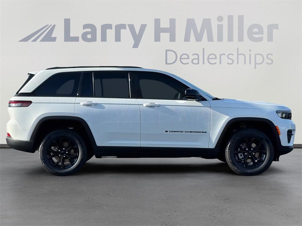new 2025 Jeep Grand Cherokee car, priced at $43,477