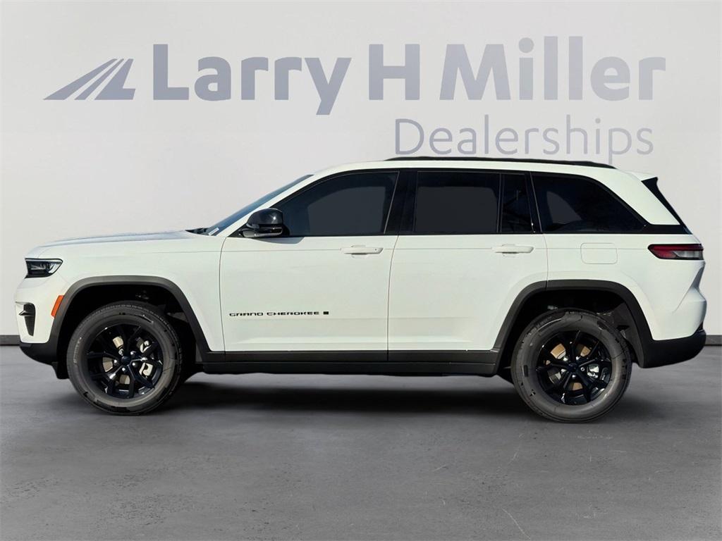 new 2025 Jeep Grand Cherokee car, priced at $43,477