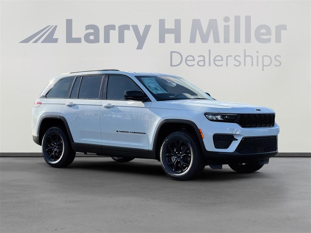 new 2025 Jeep Grand Cherokee car, priced at $43,477