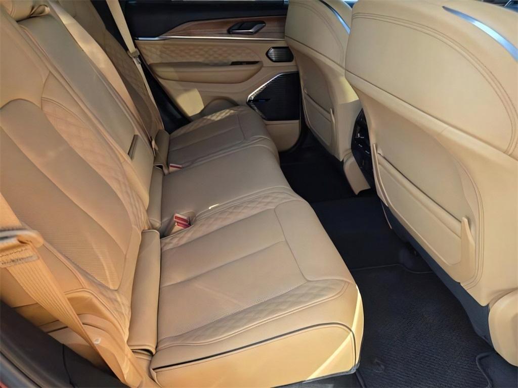 used 2025 Jeep Grand Cherokee car, priced at $55,500
