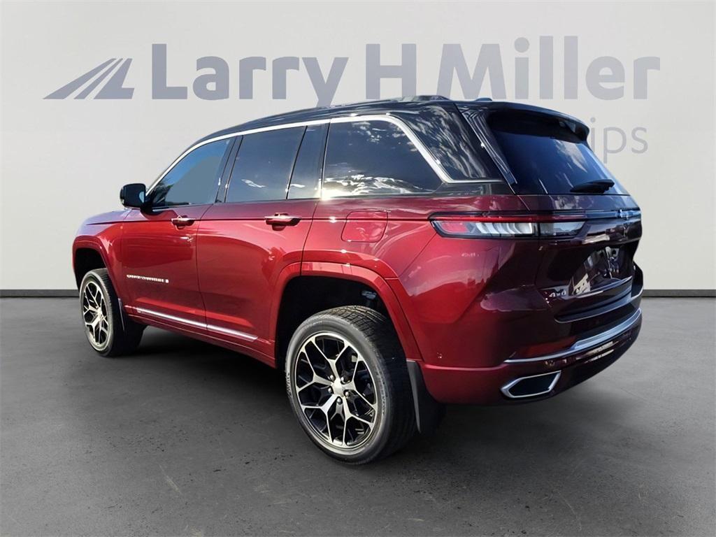 used 2025 Jeep Grand Cherokee car, priced at $55,500