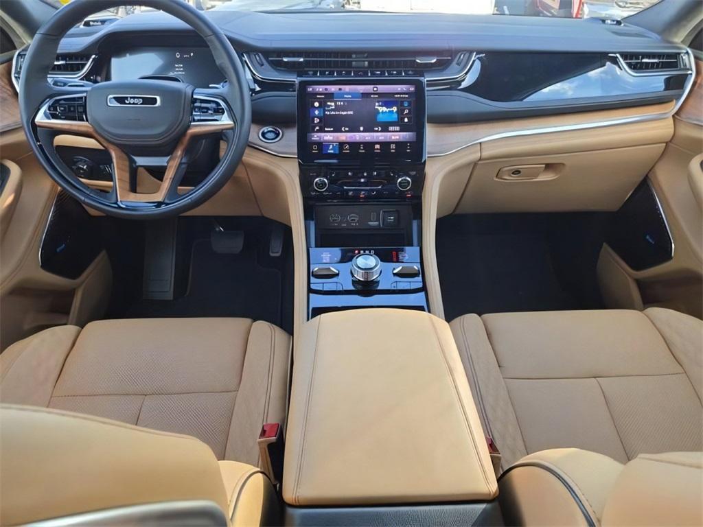 used 2025 Jeep Grand Cherokee car, priced at $55,500