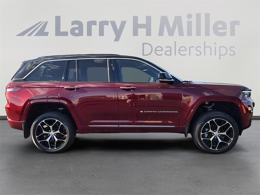 used 2025 Jeep Grand Cherokee car, priced at $55,500