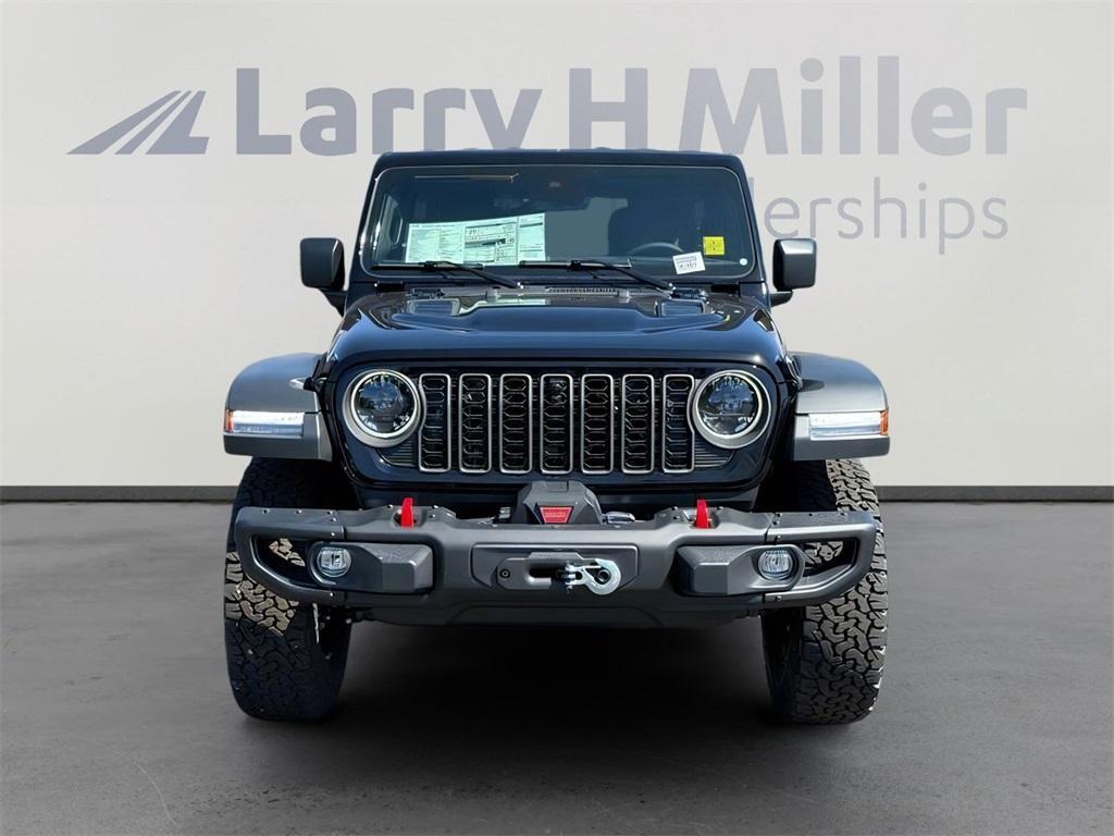 new 2025 Jeep Wrangler car, priced at $66,627