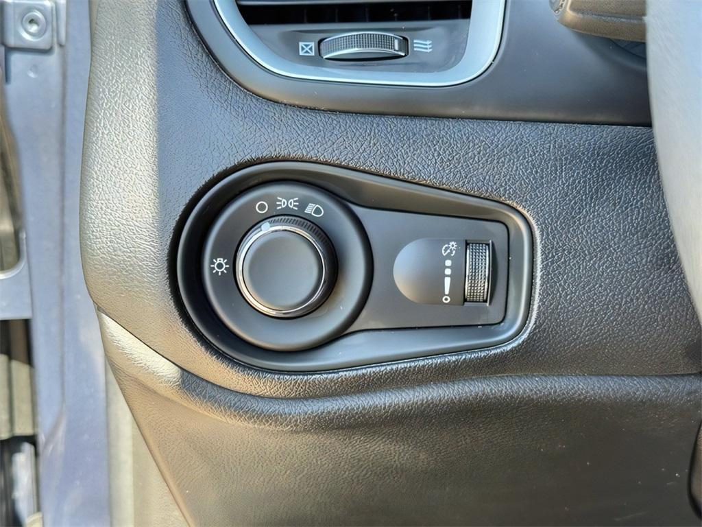 used 2021 Jeep Renegade car, priced at $18,500