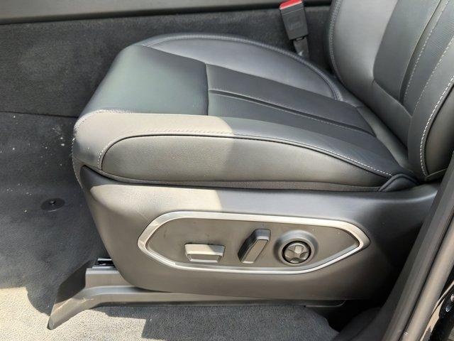 new 2025 Jeep Wagoneer car, priced at $73,042