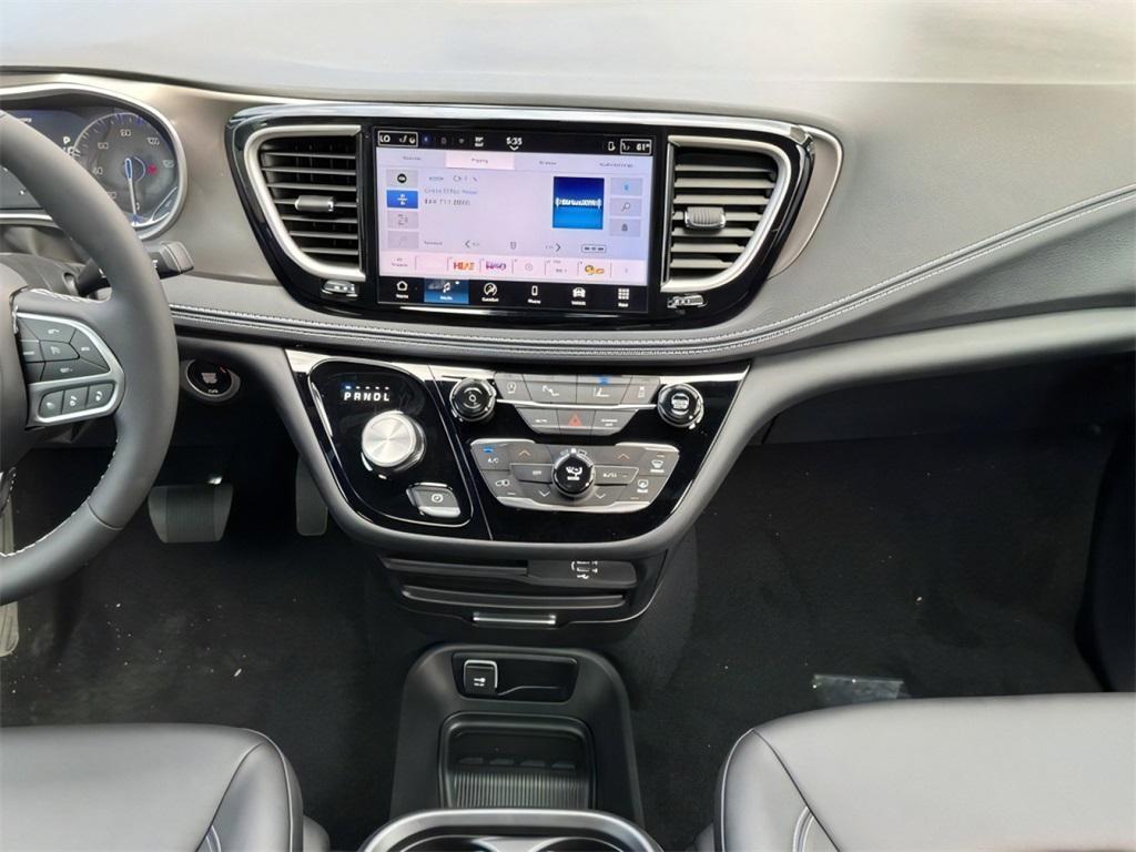 new 2026 Chrysler Pacifica car, priced at $43,460