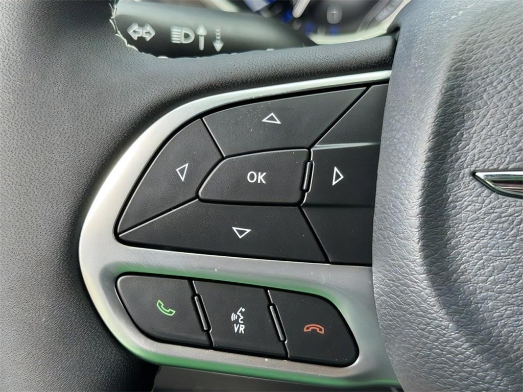 new 2026 Chrysler Pacifica car, priced at $43,460