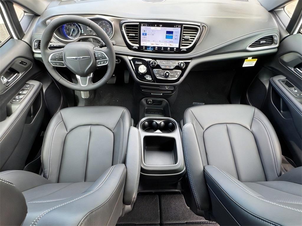 new 2026 Chrysler Pacifica car, priced at $43,460